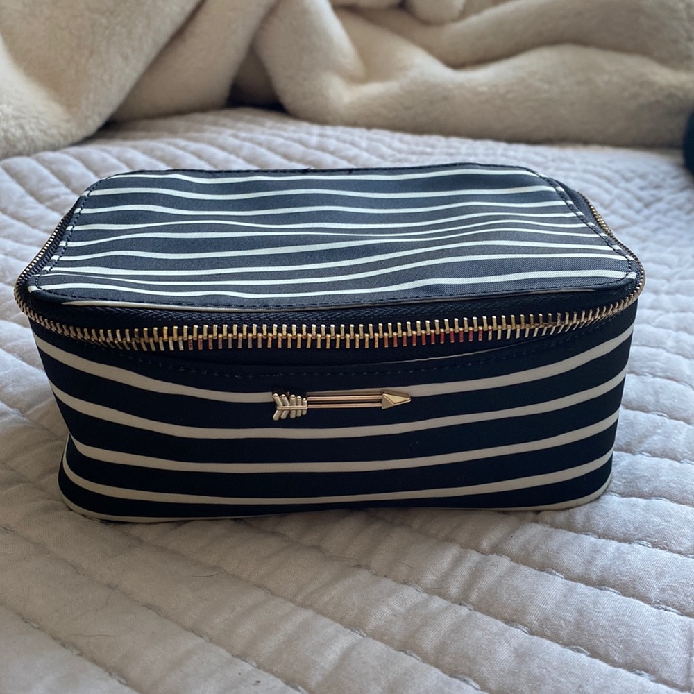Stella & Dot Jewelry/Makeup Case